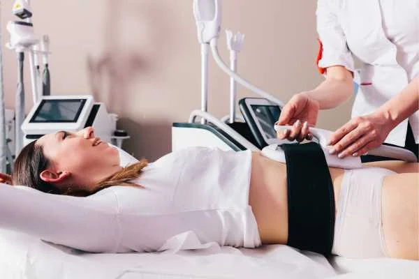 woman having body sculpting to help improve her body image and her mental health Port Glasgow
